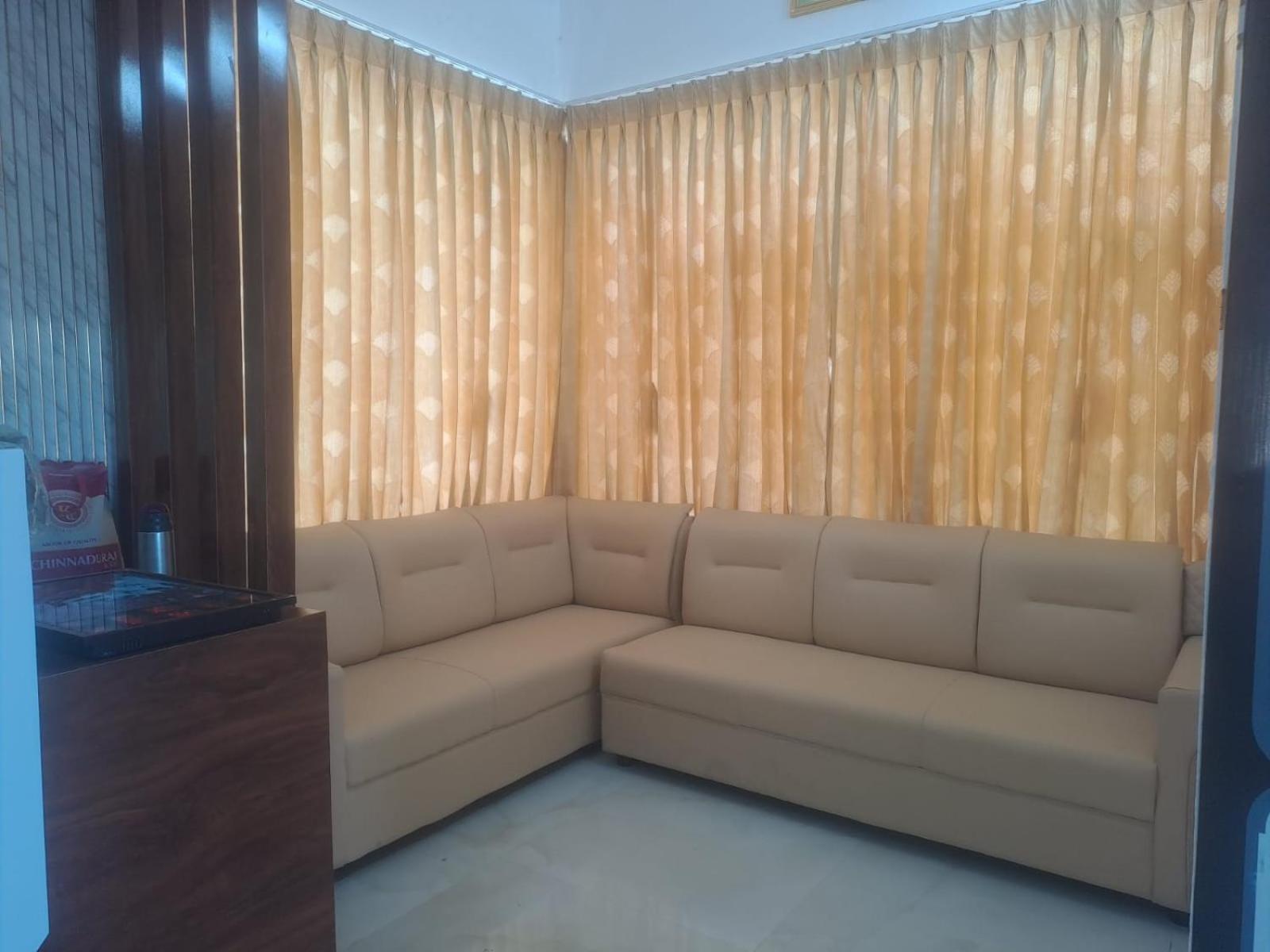 Grand Sangeetham Inn Tiruchchendūr Buitenkant foto